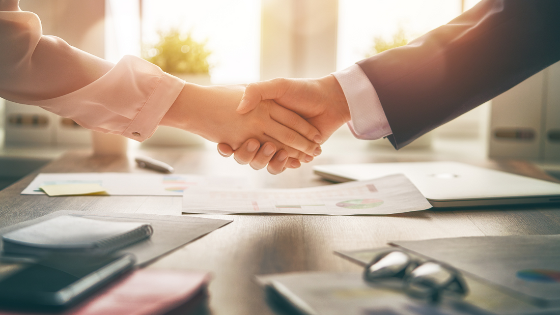 ミウラタクヤ商店は 今後『食と健康』をテーマに  食品メーカーさんや 飲食店さんと提携したいと 考えております。