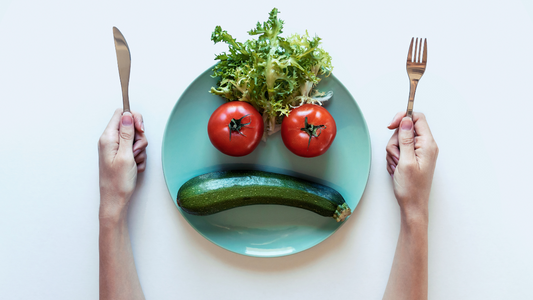 中途半端な時間にお腹が空いた時は 基本的に食べないようにしてます。