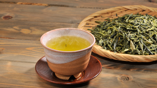 改めて緑茶コーヒーの素晴らしさについて説明します。